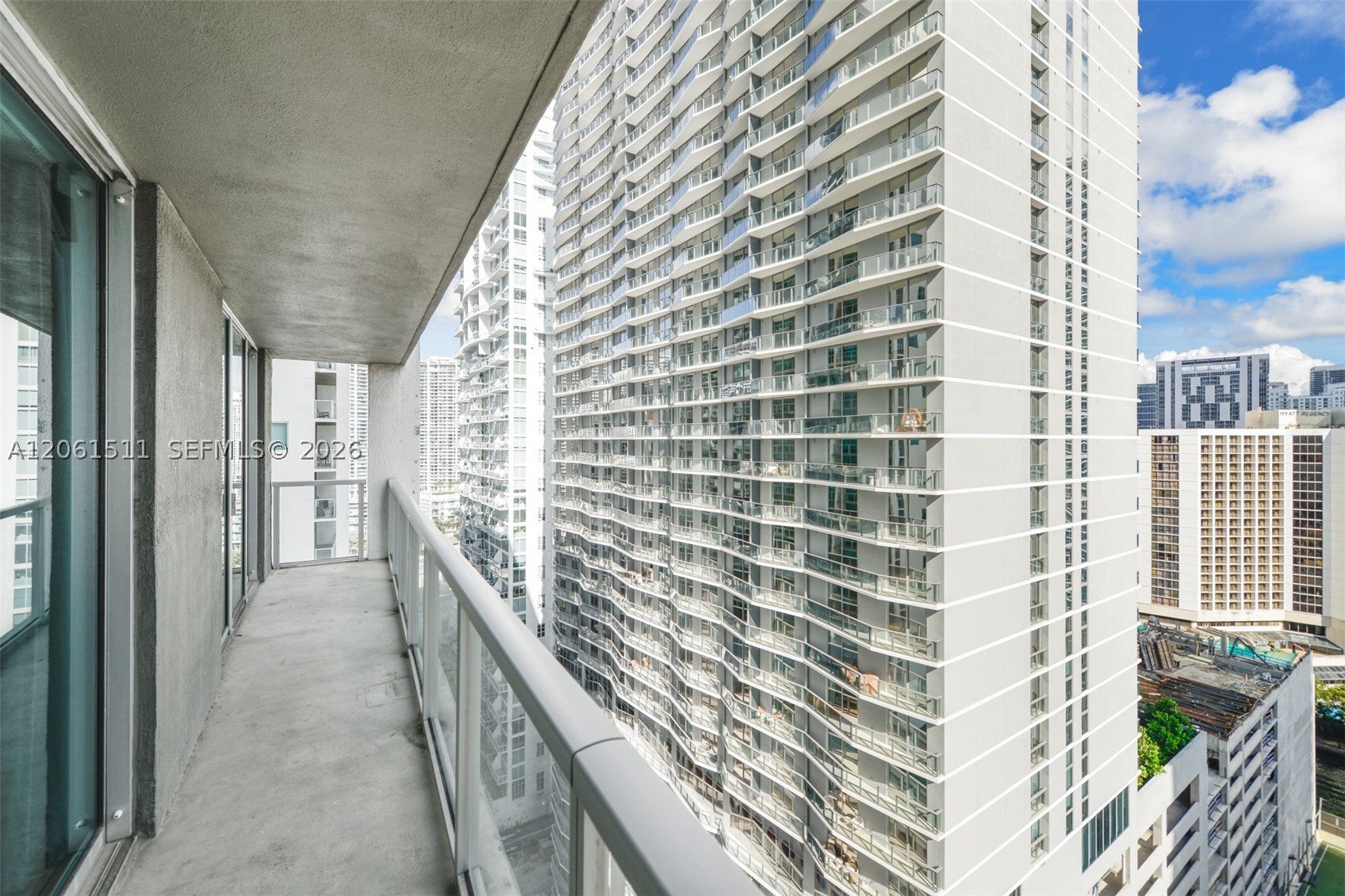 500 Brickell Ave 2407