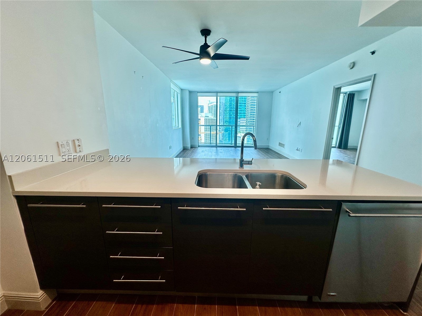 500 Brickell Ave 2407