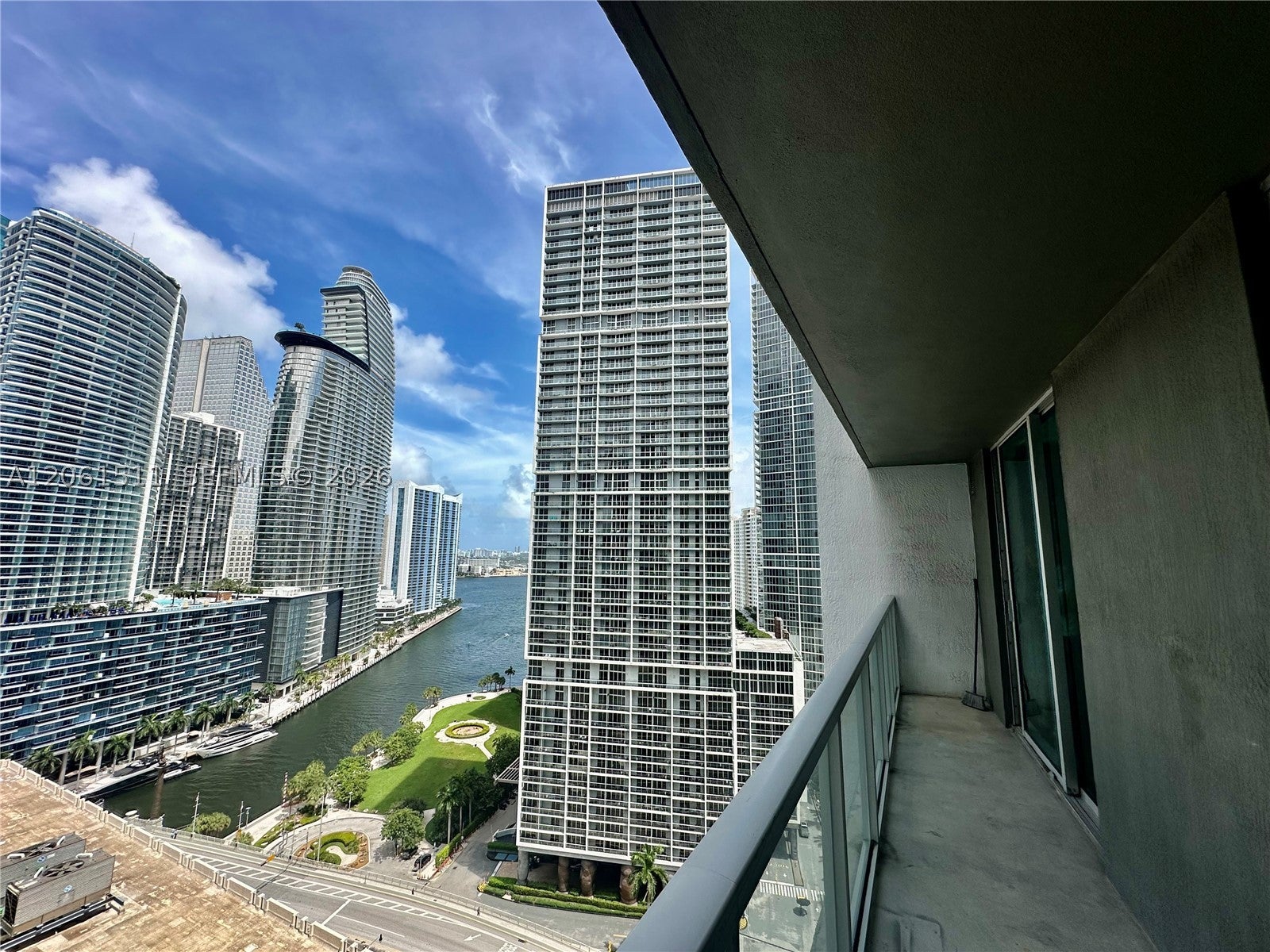 500 Brickell Ave 2407