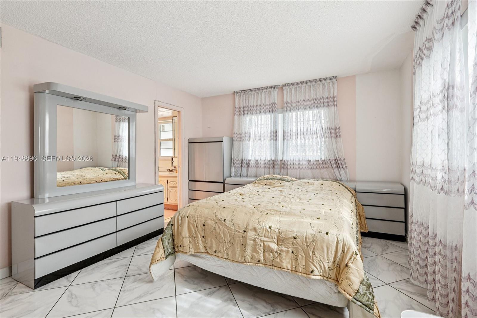 MEADOWBROOK TOWERS CONDO - Residential