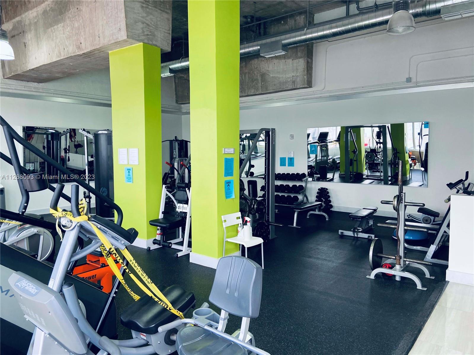 BAYVIEW TERR CONDO - Residential