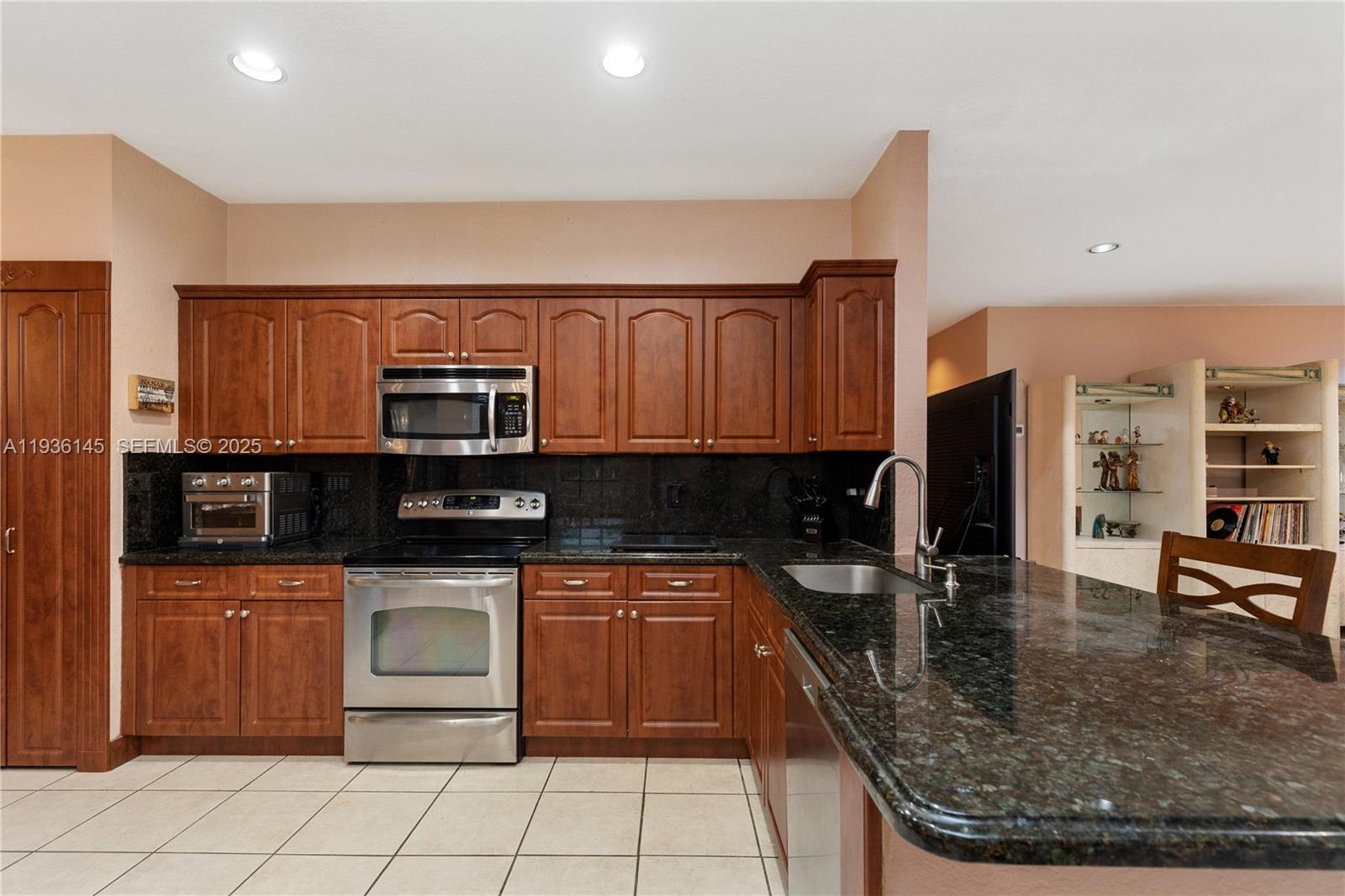 The Falls - Residential