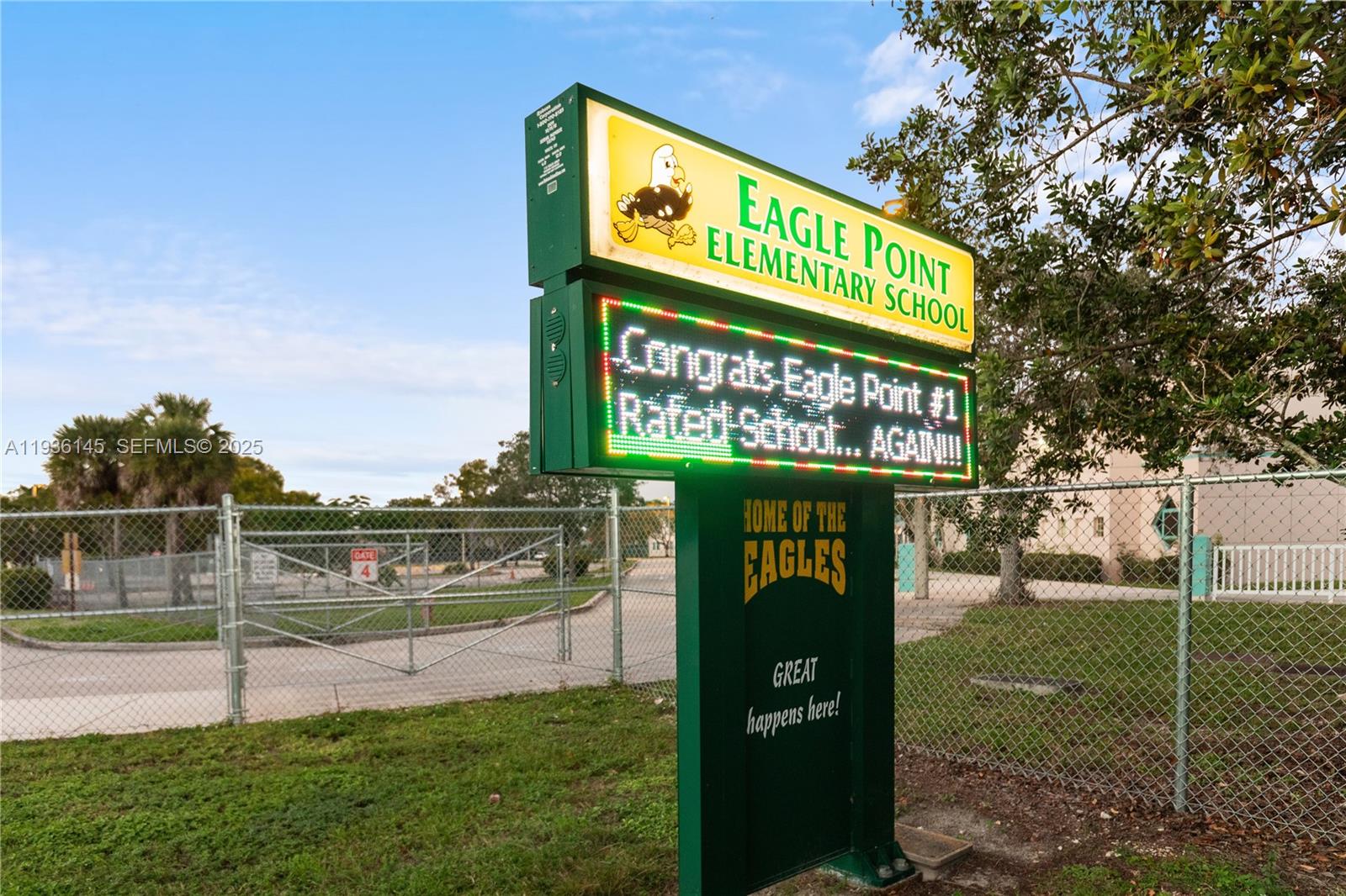 The Falls - Residential