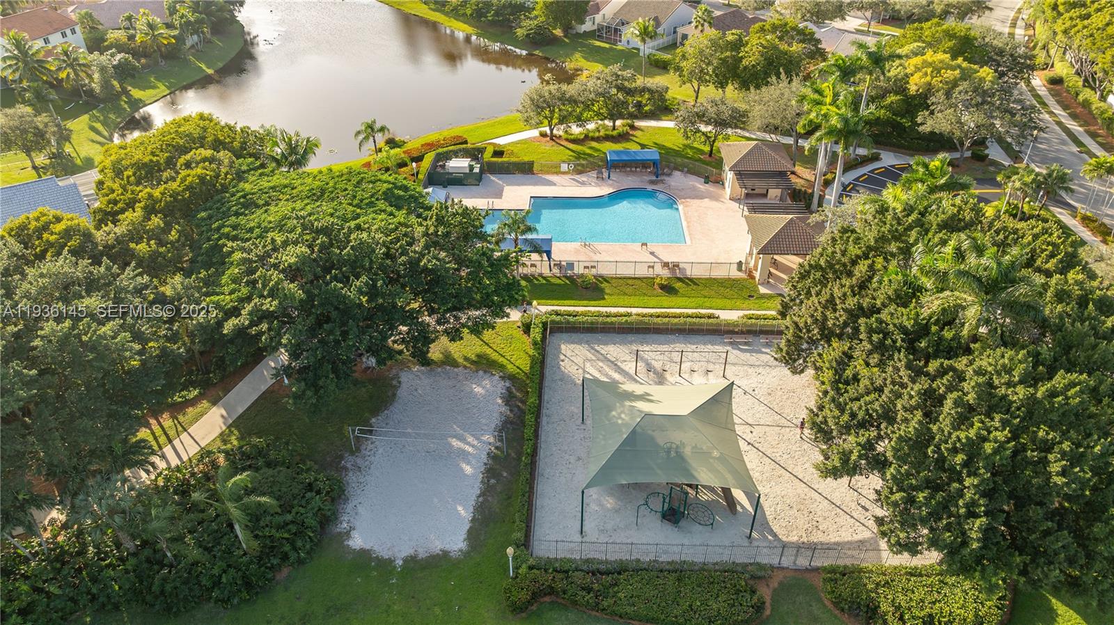 The Falls - Residential