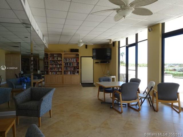 OCEAN TRAIL CONDO I - Residential