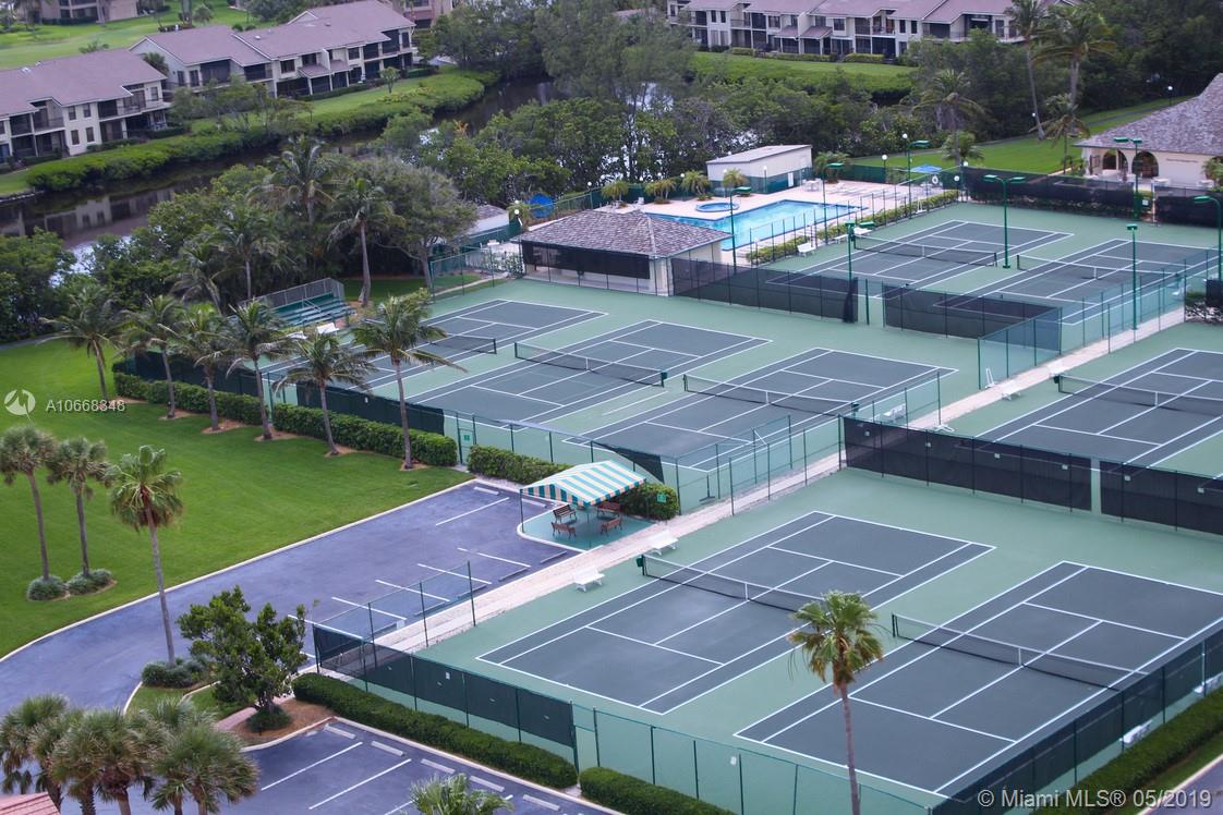 OCEAN TRAIL CONDO I - Residential