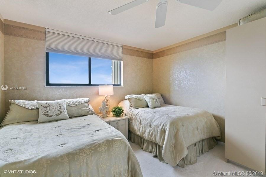 OCEAN TRAIL CONDO I - Residential