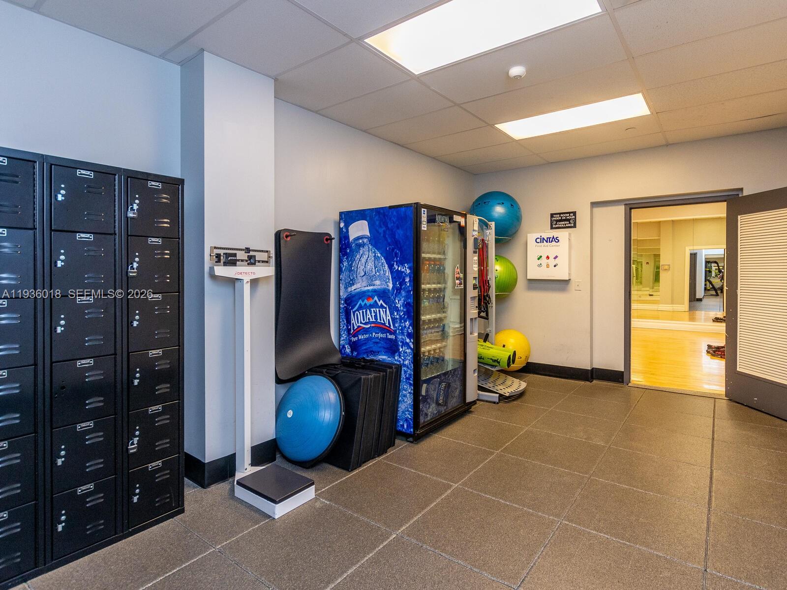 THE WAVE CONDO - Residential Lease