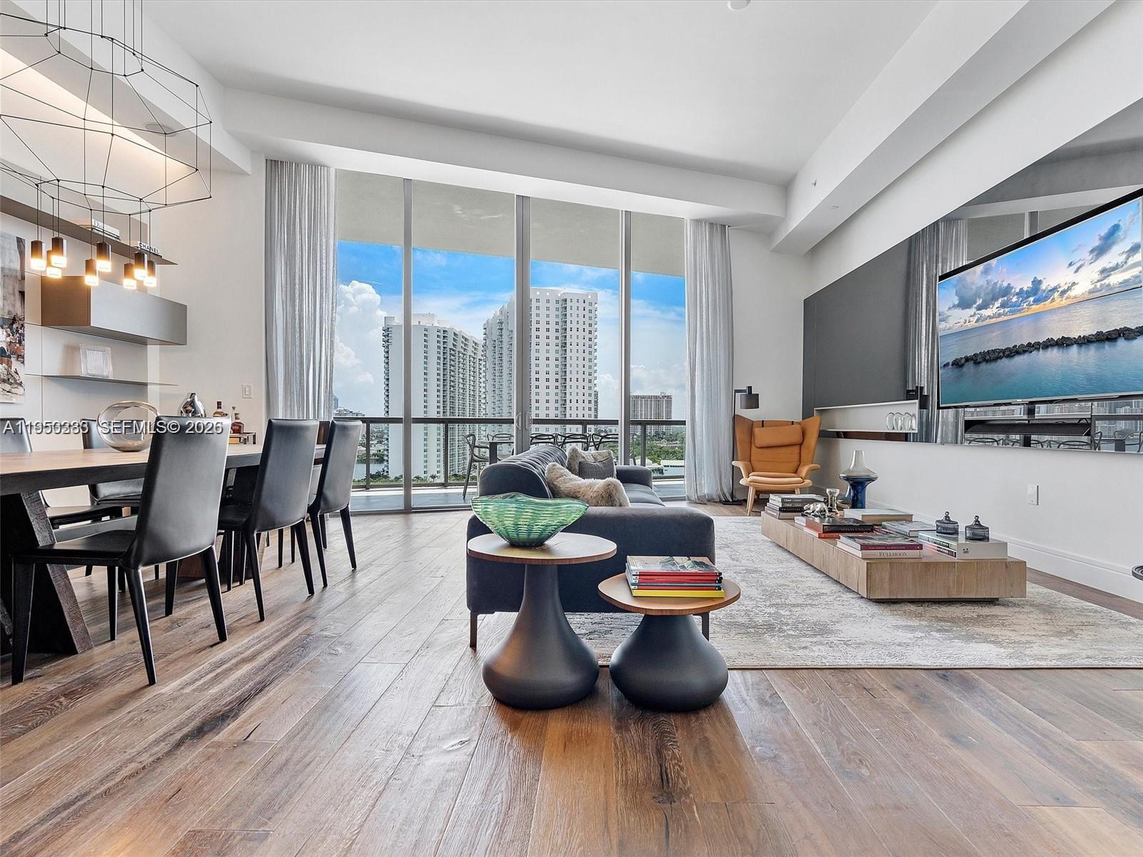 3250 NE 188th St UPH02 + ROOFTOP W/ POOL