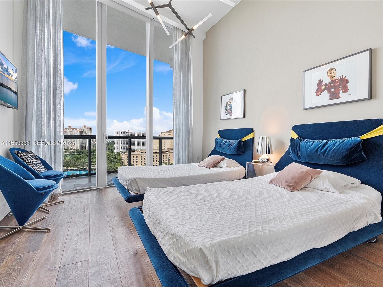 ECHO CONDO - Residential