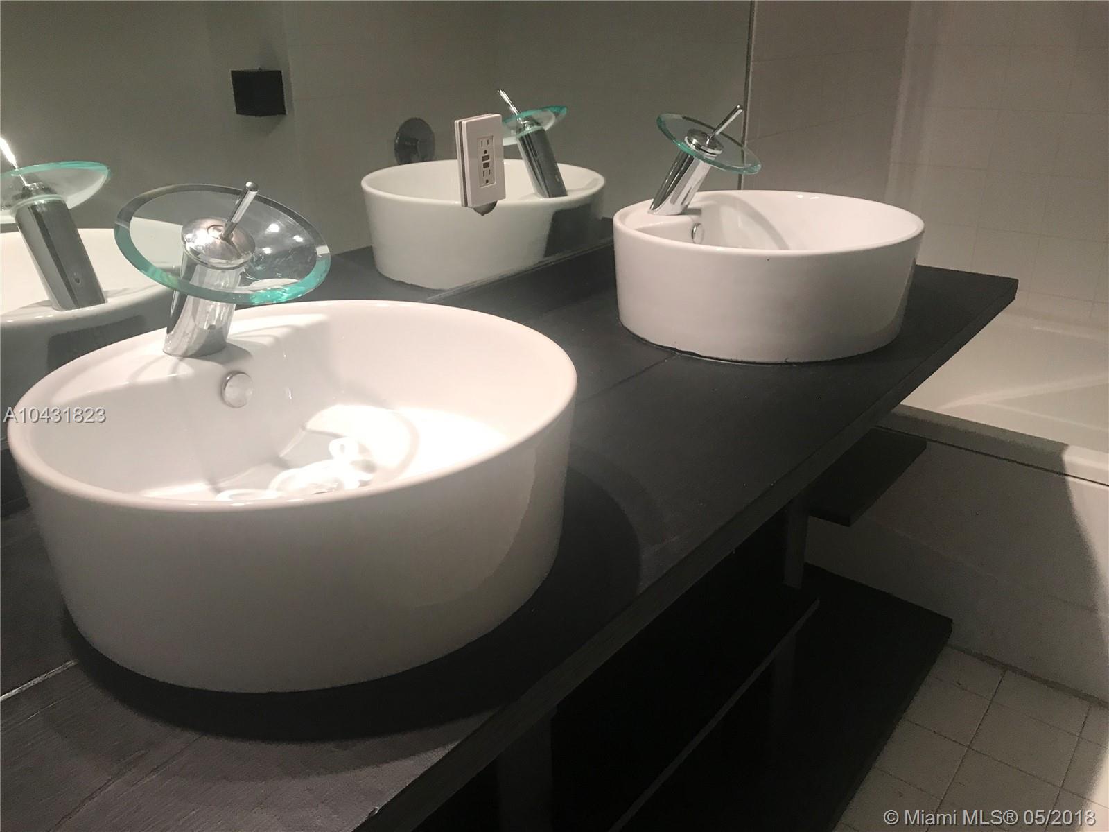 VISTA ON THE BAY CONDO - Residential Lease