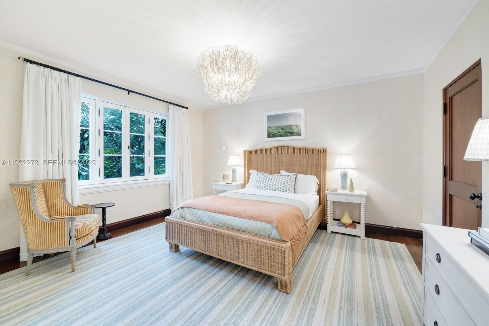 THE MOORINGS - Residential