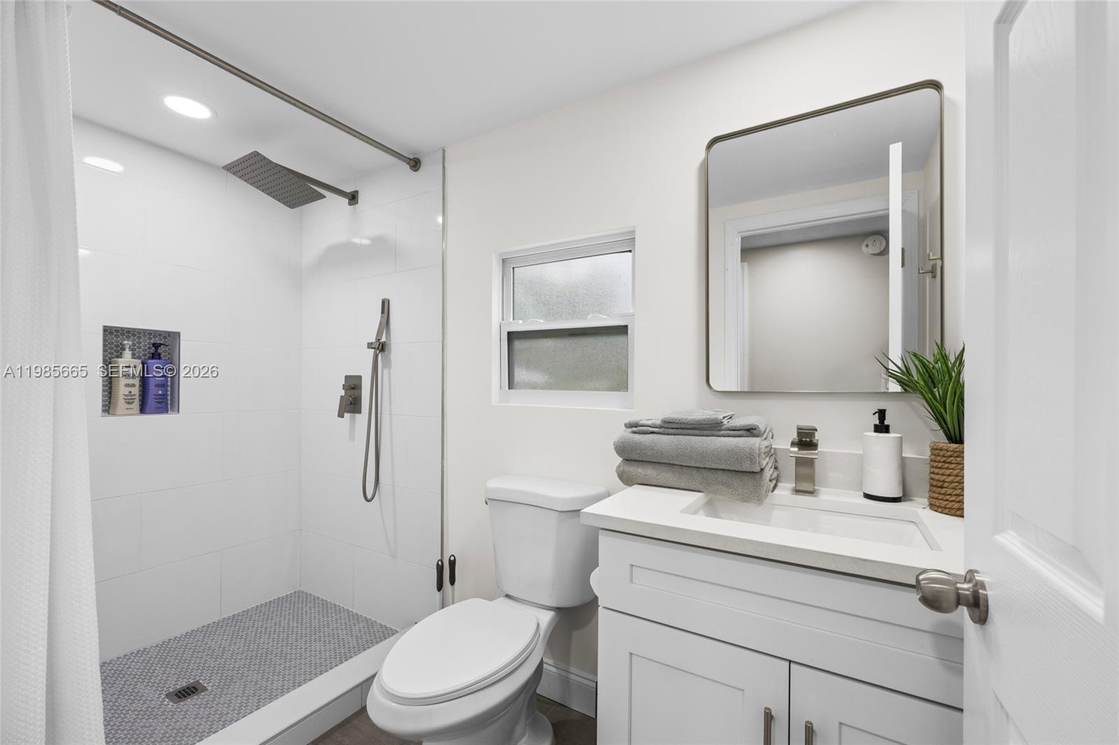 ABYSSINIA PARK - Residential Lease