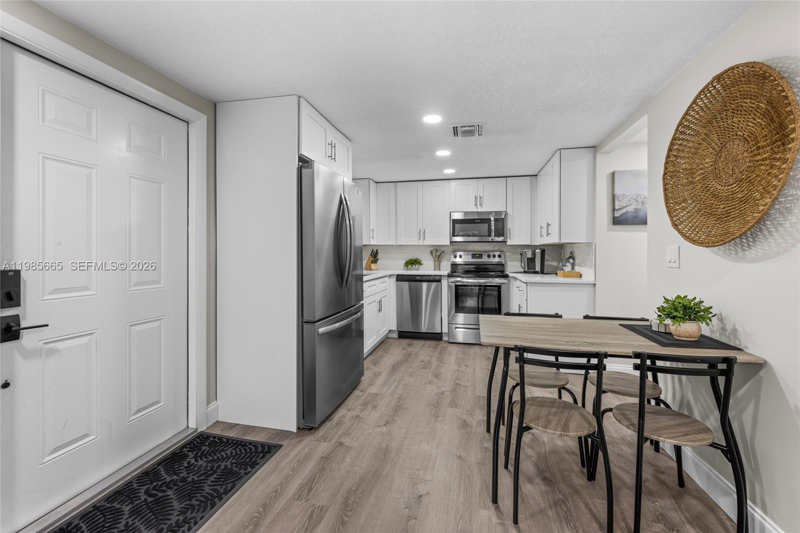 ABYSSINIA PARK - Residential Lease