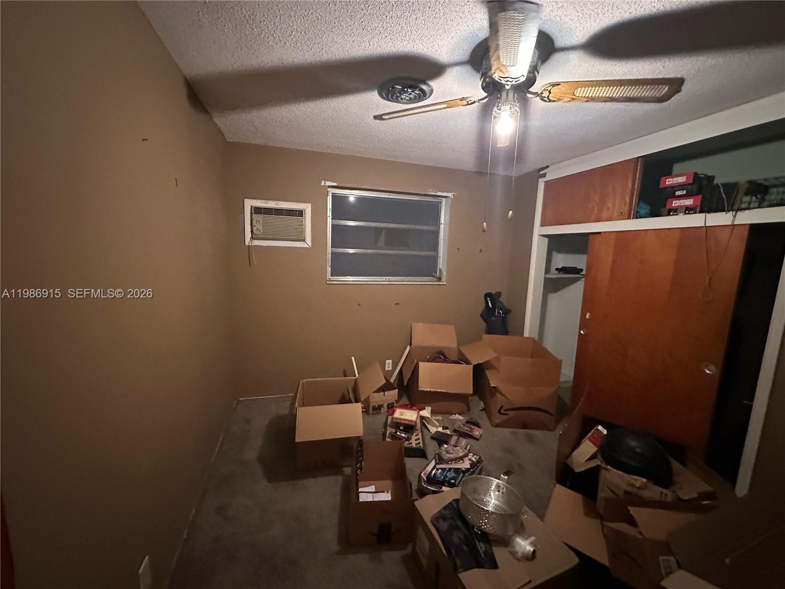 DANIA HOMESITES - Residential