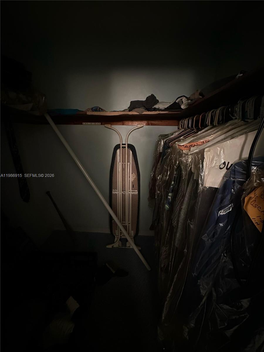 DANIA HOMESITES - Residential