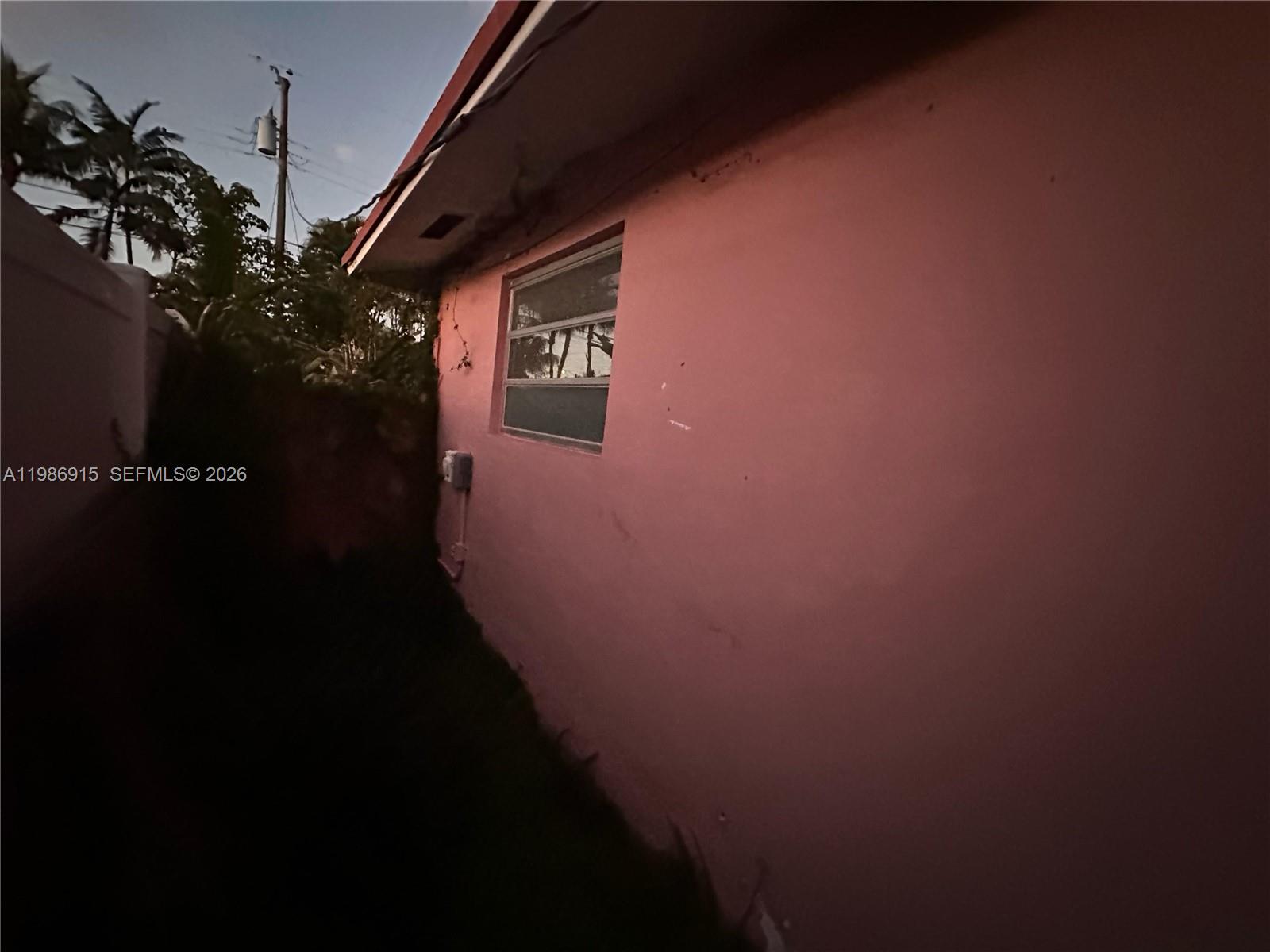 DANIA HOMESITES - Residential