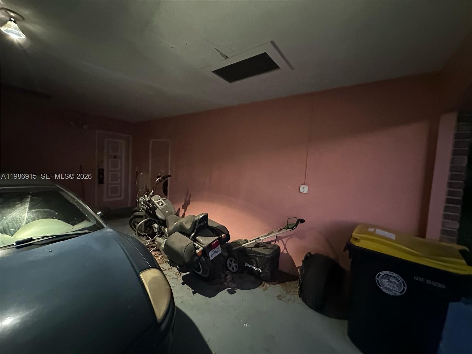 DANIA HOMESITES - Residential