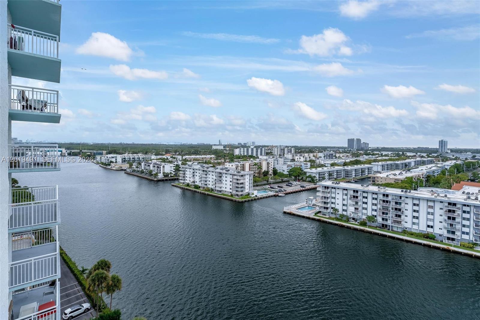 WINSTON TOWERS 500 CONDO - Residential