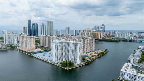 Photo of 301 174 ST #1503, Sunny Isles Beach, FL 33160 (MLS # A12019491)
