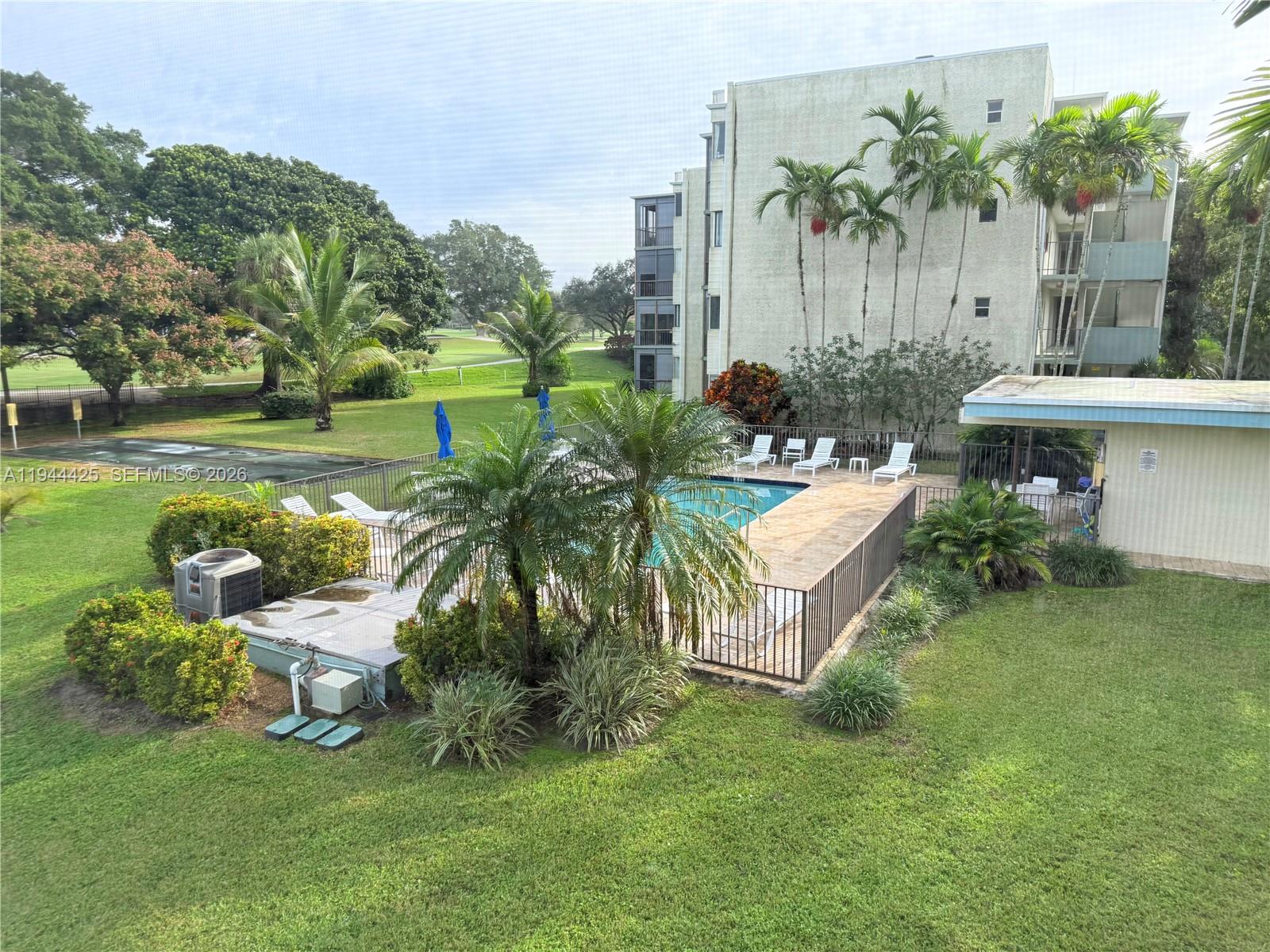 JACARANDA VILLAS NO 2 CON - Residential