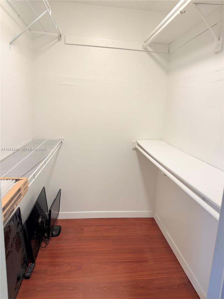 JACARANDA VILLAS NO 2 CON - Residential