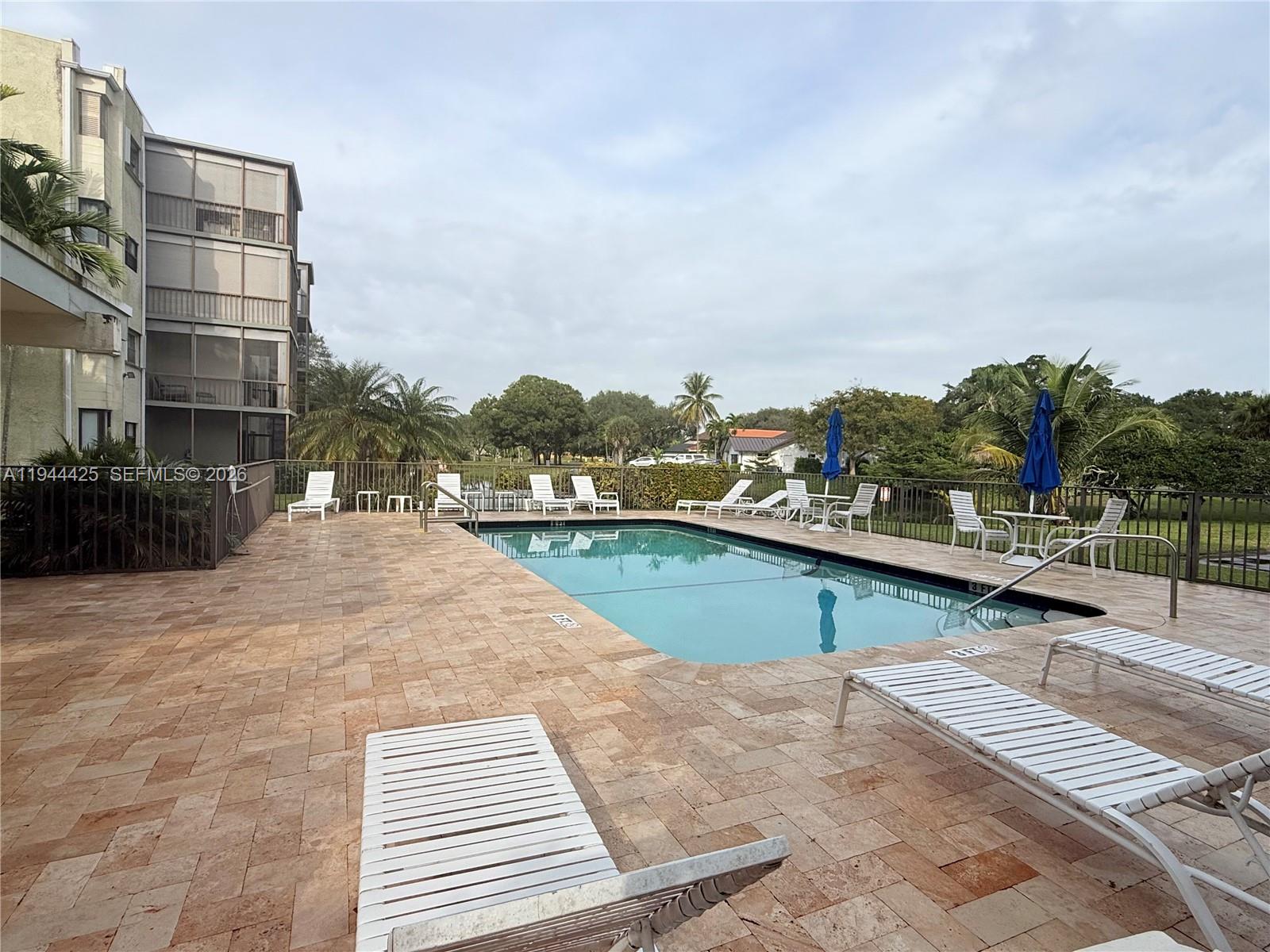 JACARANDA VILLAS NO 2 CON - Residential