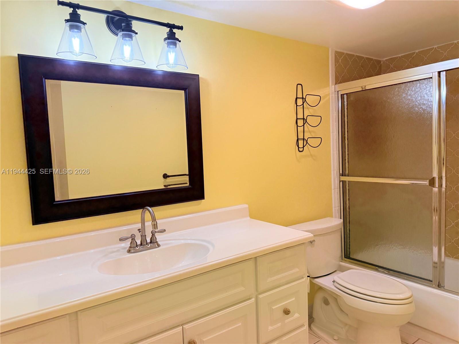 JACARANDA VILLAS NO 2 CON - Residential