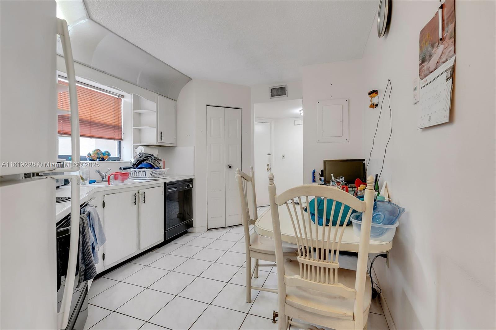 View photos, virtual tours, details... 6855 W Broward Blvd 405