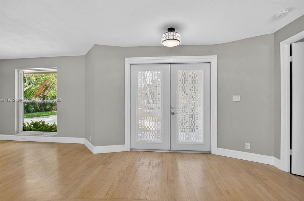 Photo of 565 NE Olive Way, Boca Raton, FL 33432 (MLS # A11842499)