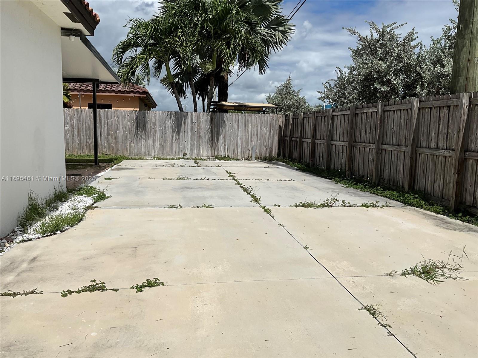 VILLA LAS ROSAS - Residential