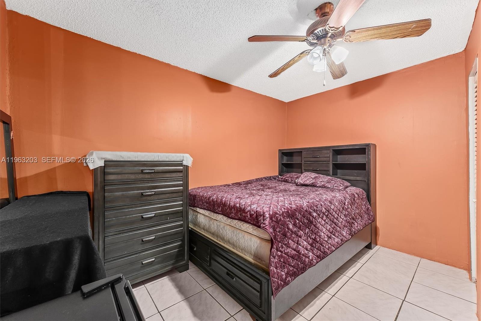 LEE'S CROSSING - Residential