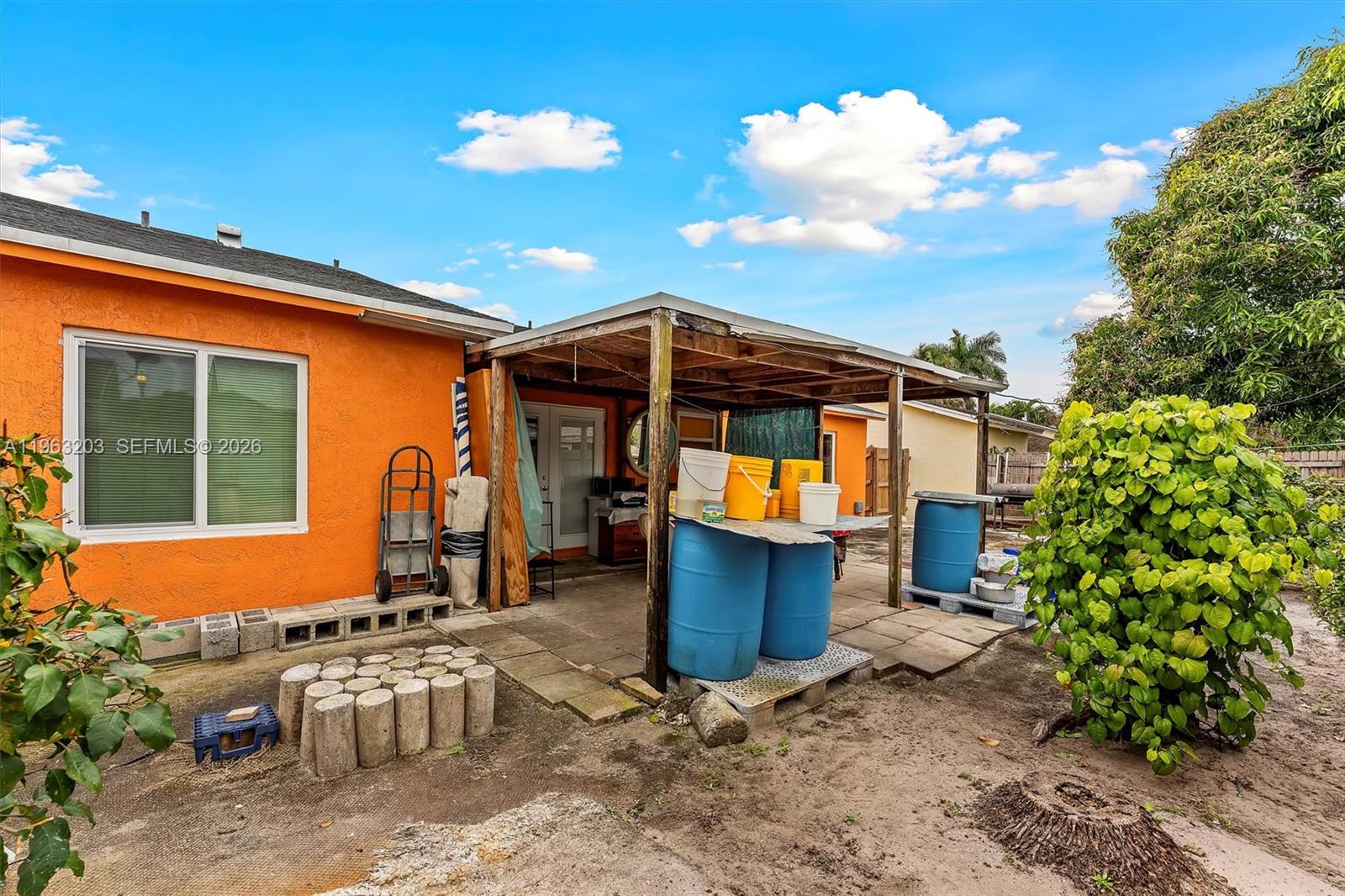 LEE'S CROSSING - Residential