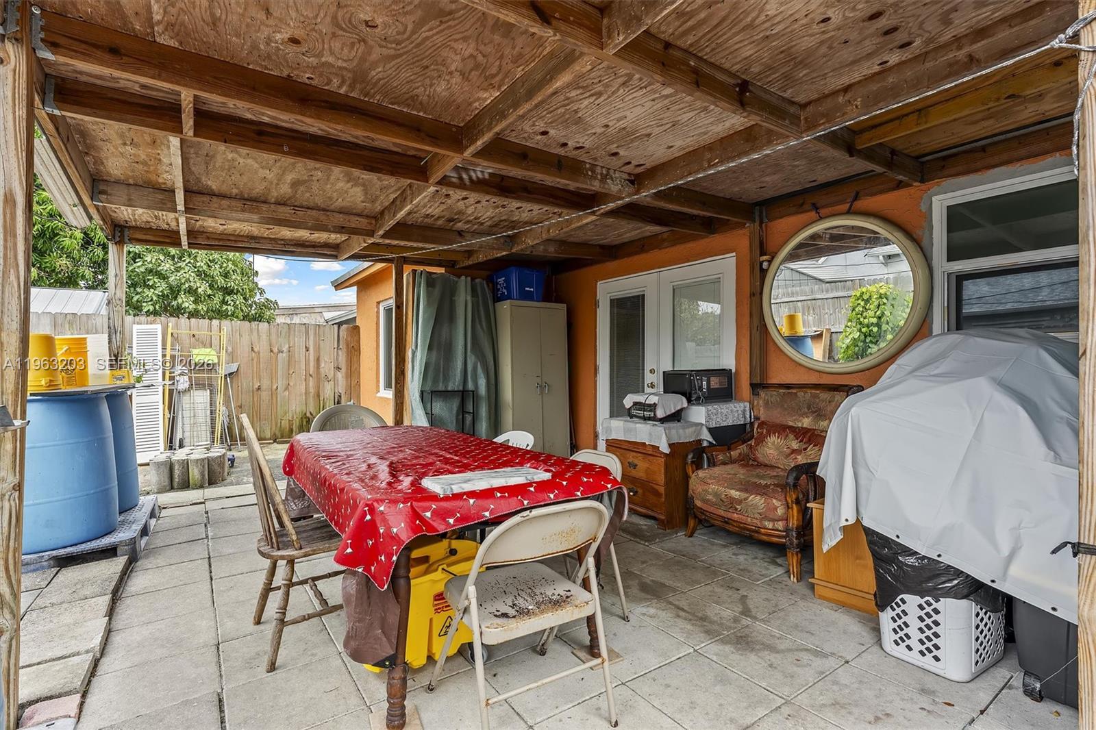 LEE'S CROSSING - Residential