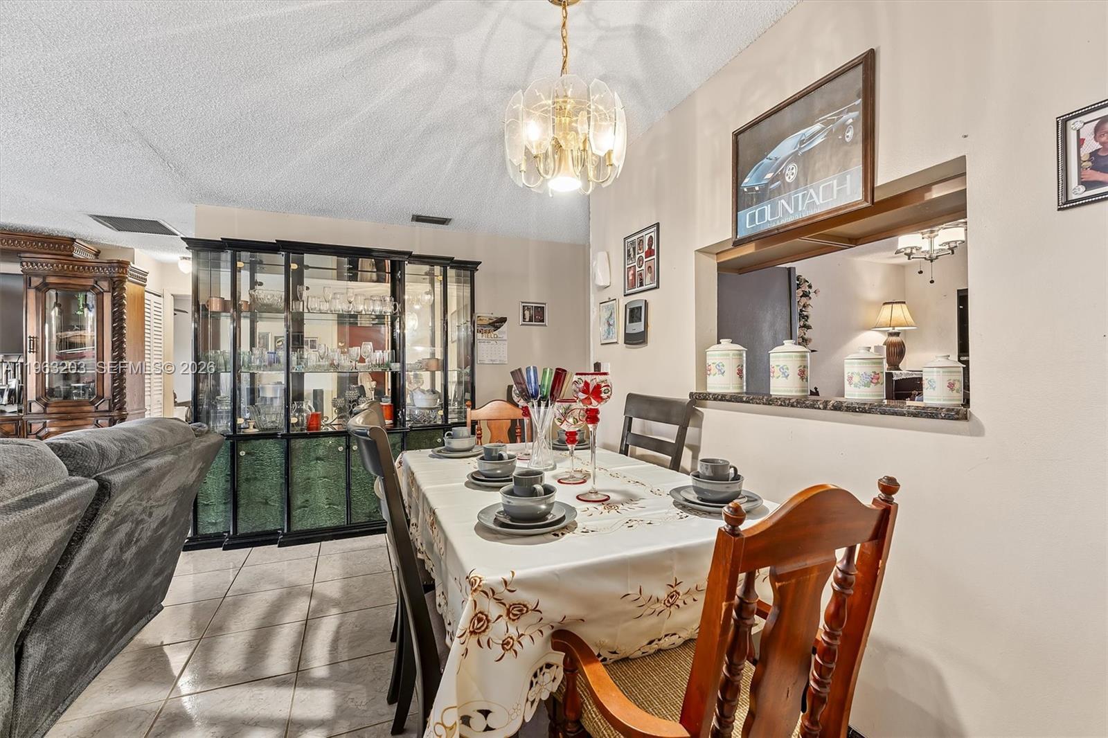 LEE'S CROSSING - Residential