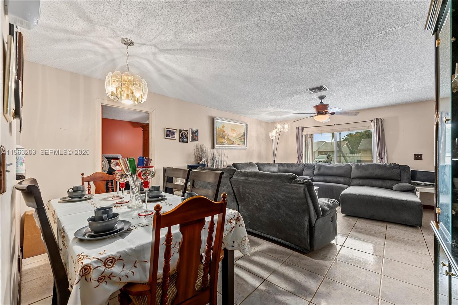 LEE'S CROSSING - Residential