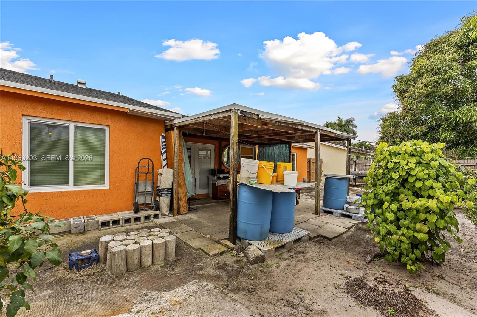 LEE'S CROSSING - Residential