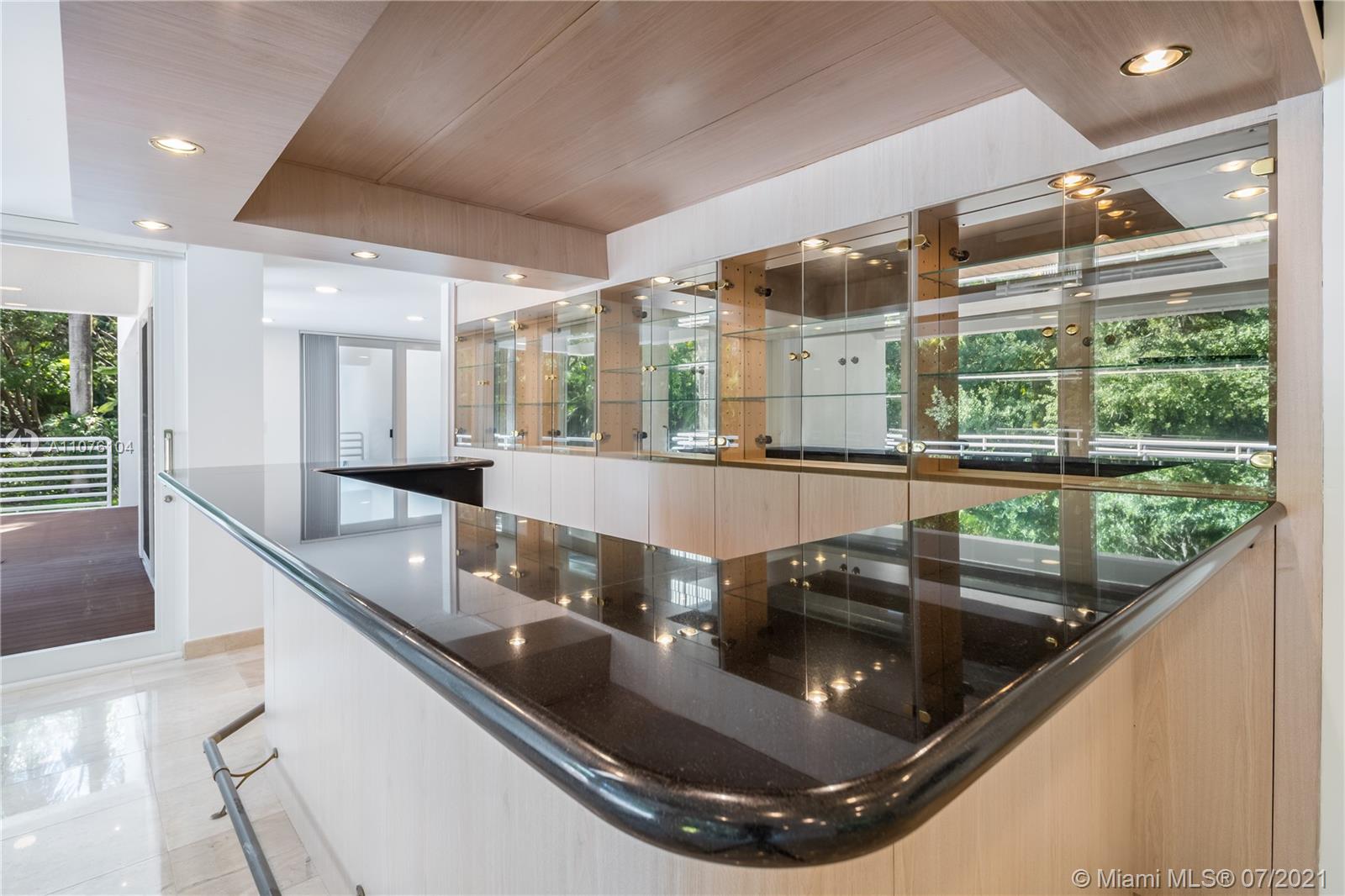 GABLES ESTS NO 4 - Residential