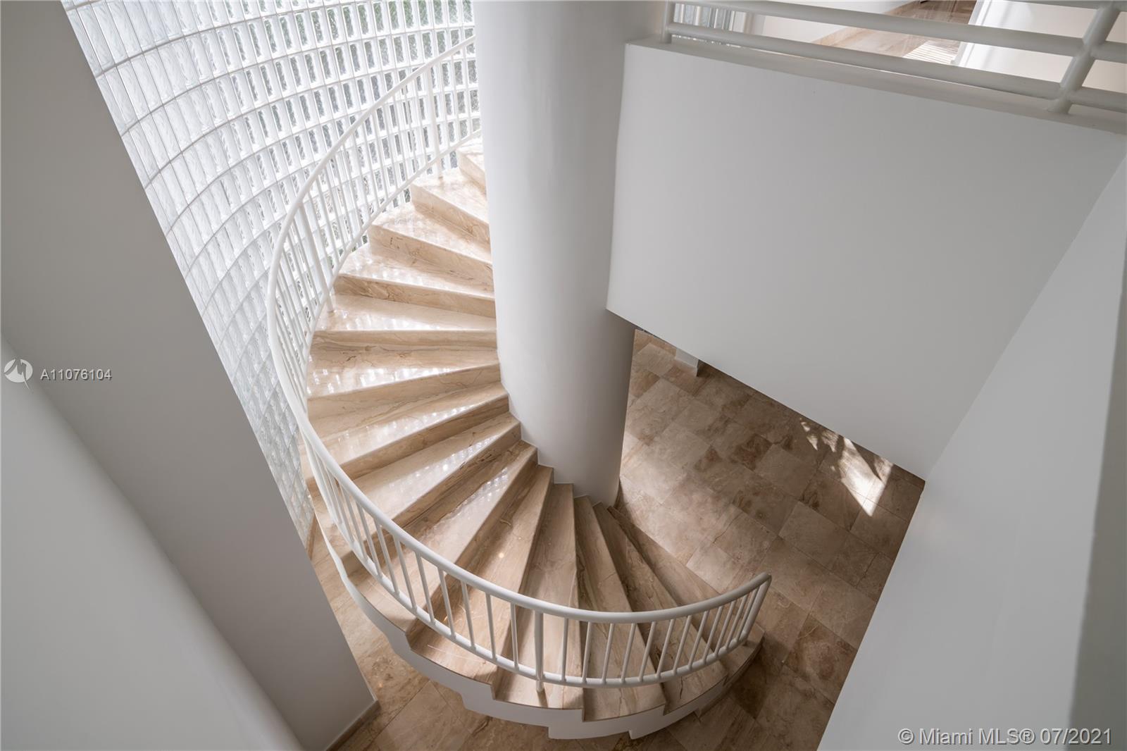 GABLES ESTS NO 4 - Residential