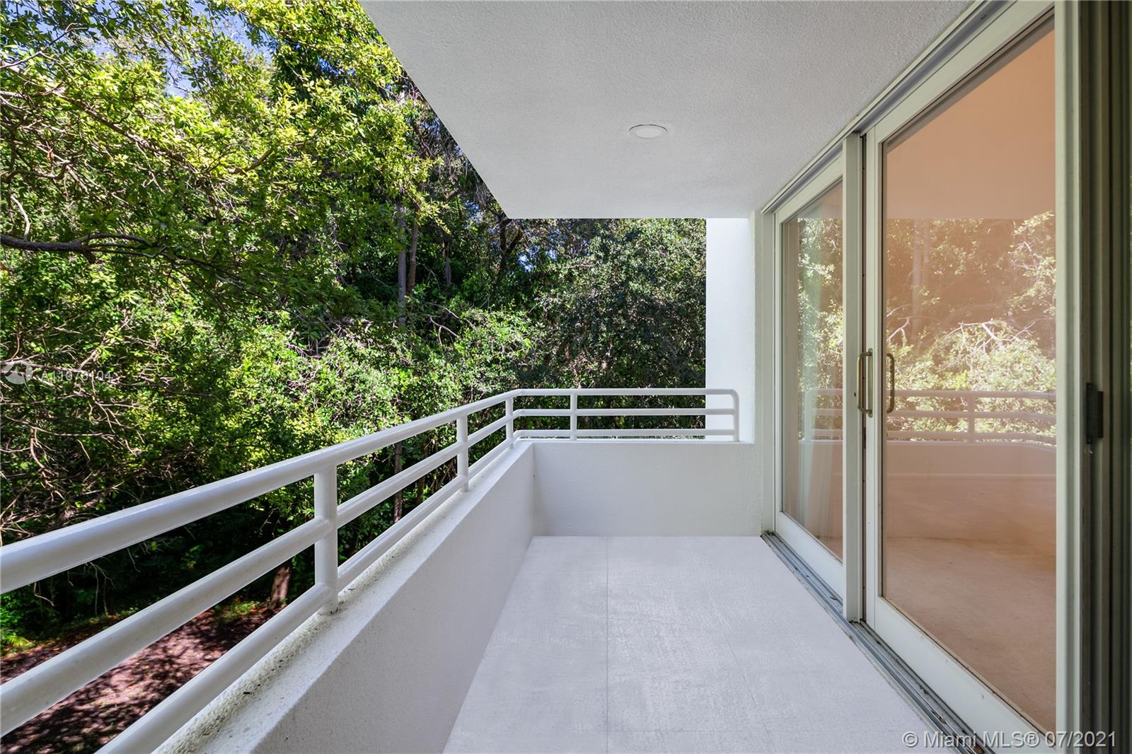 GABLES ESTS NO 4 - Residential