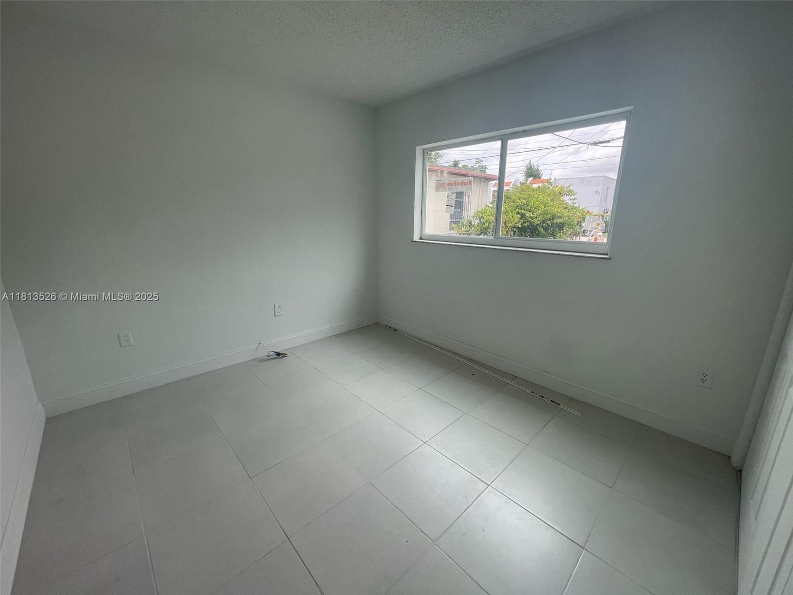 2622 NW 24th St 2