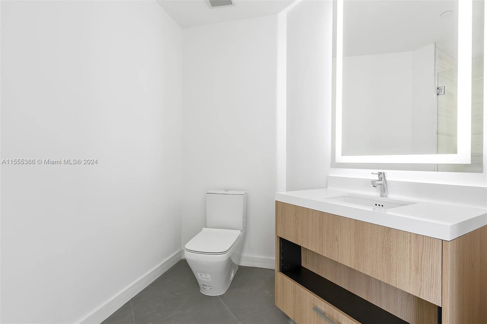 PARAMOUNT MIAMI WORLDCENT - Residential