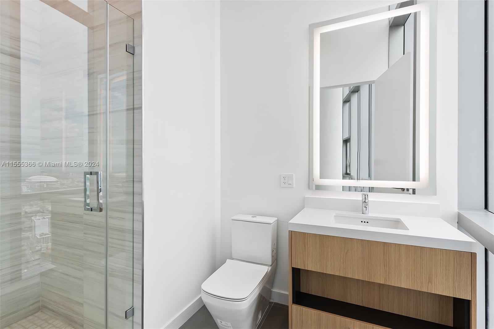 PARAMOUNT MIAMI WORLDCENT - Residential