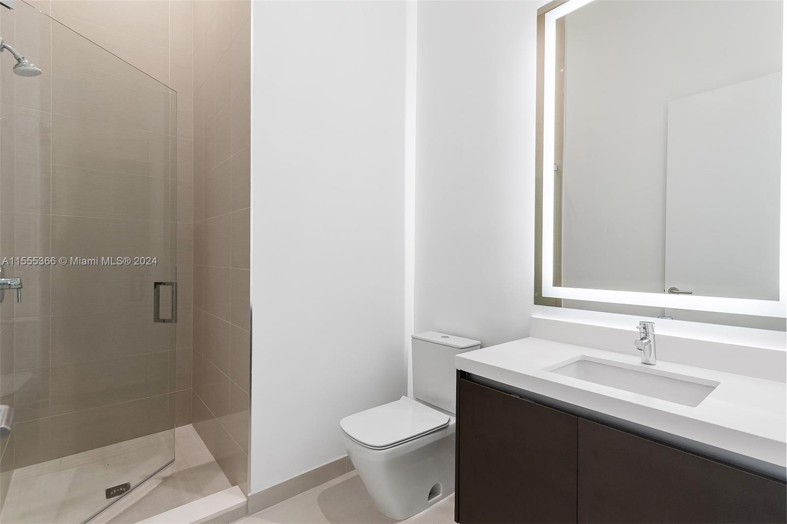 PARAMOUNT MIAMI WORLDCENT - Residential