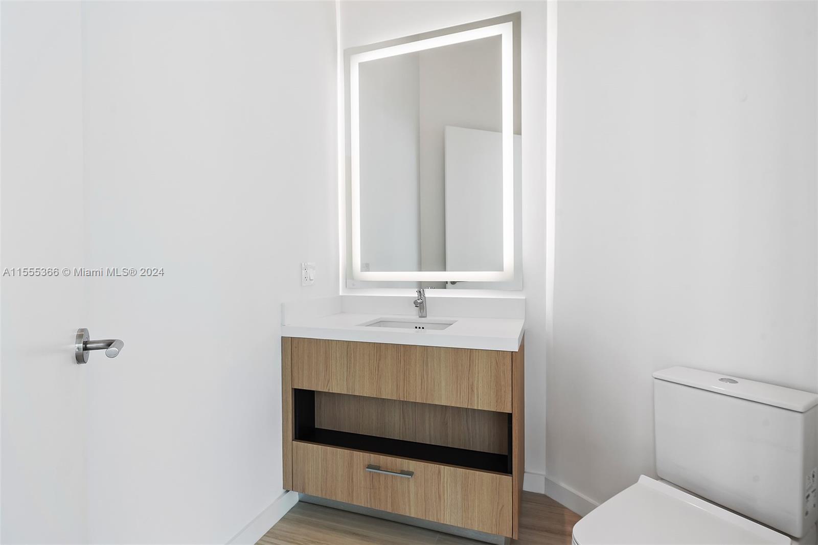 PARAMOUNT MIAMI WORLDCENT - Residential