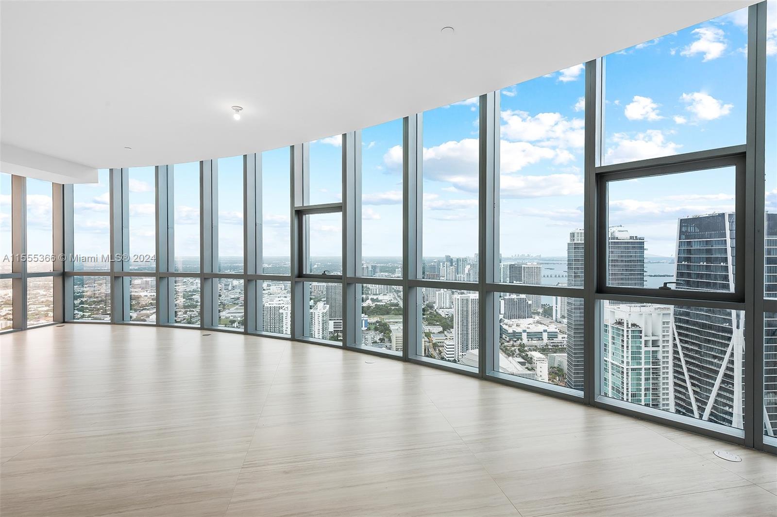 PARAMOUNT MIAMI WORLDCENT - Residential