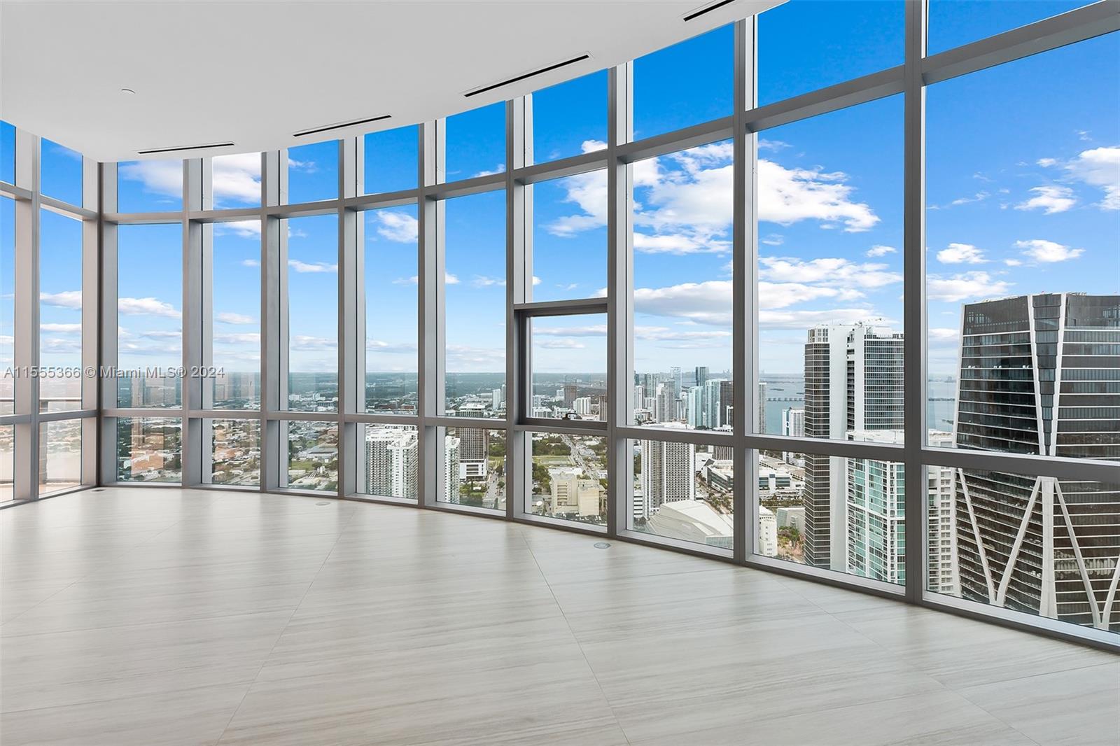 PARAMOUNT MIAMI WORLDCENT - Residential