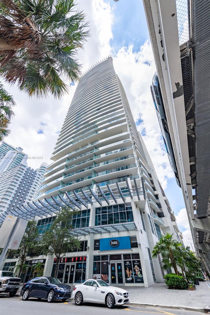 1100 MILLECENTO RESIDENCE - Residential