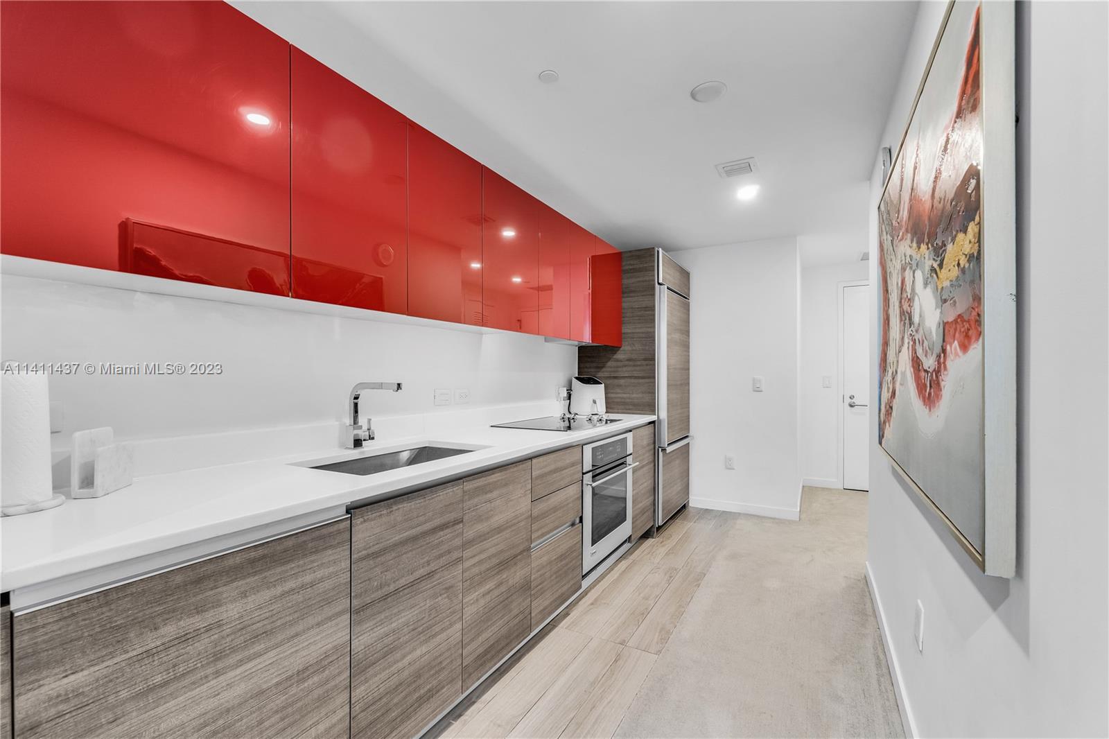 1100 MILLECENTO RESIDENCE - Residential