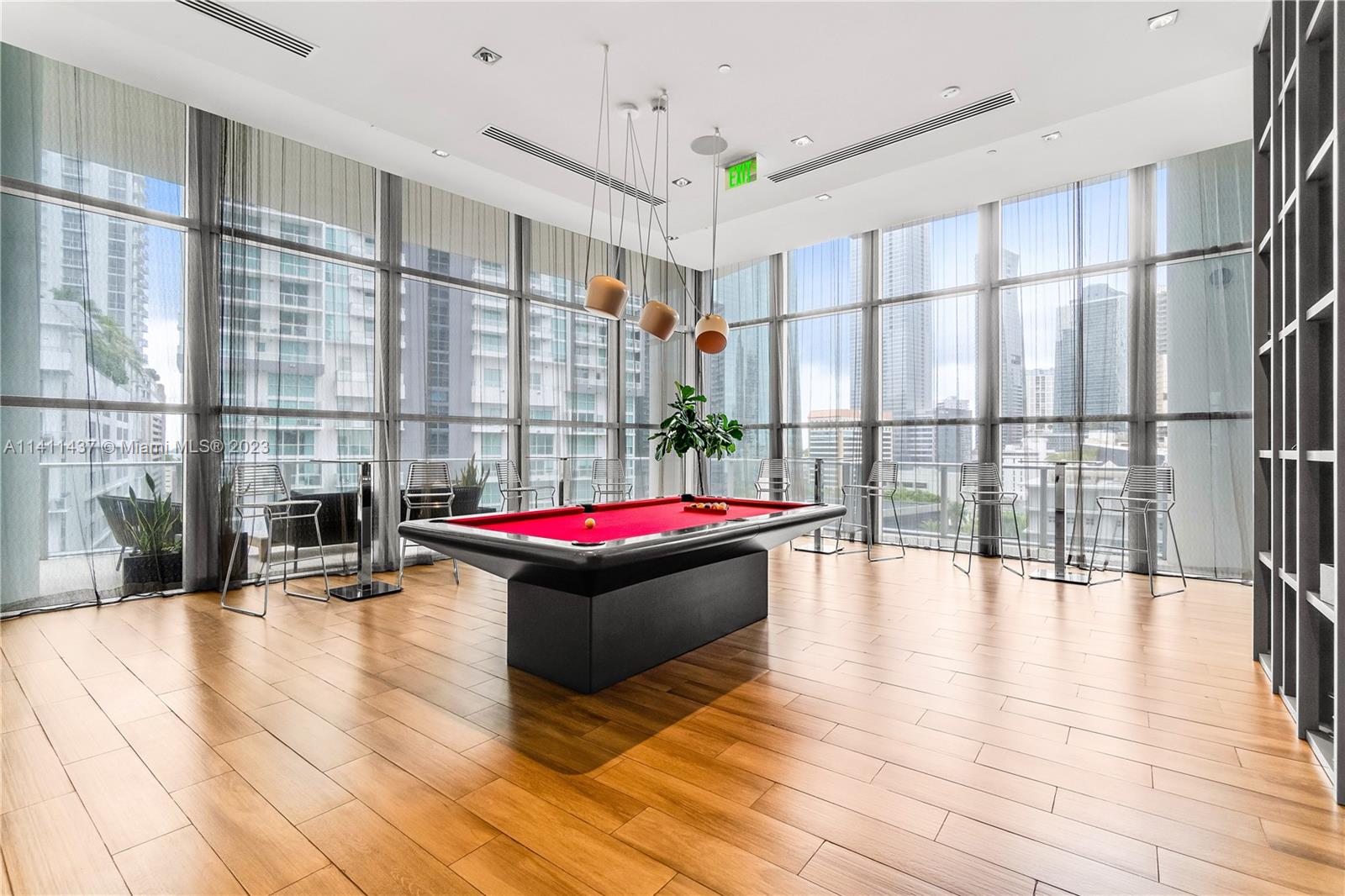 1100 MILLECENTO RESIDENCE - Residential